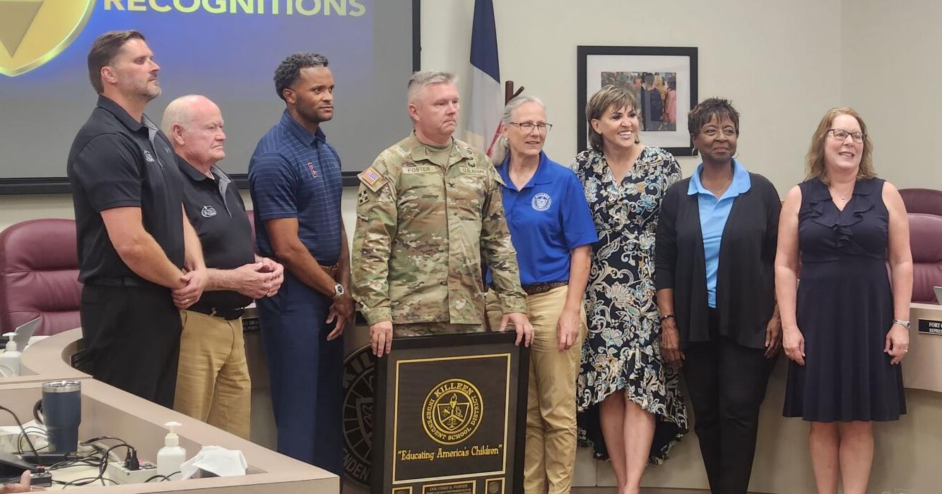 School board honors Fort Cavazos garrison commander - Vimarsana News