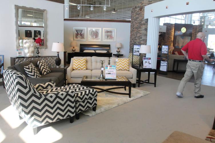Photos at Rooms To Go Outlet Furniture Store - Furniture and Home Store in  Seffner