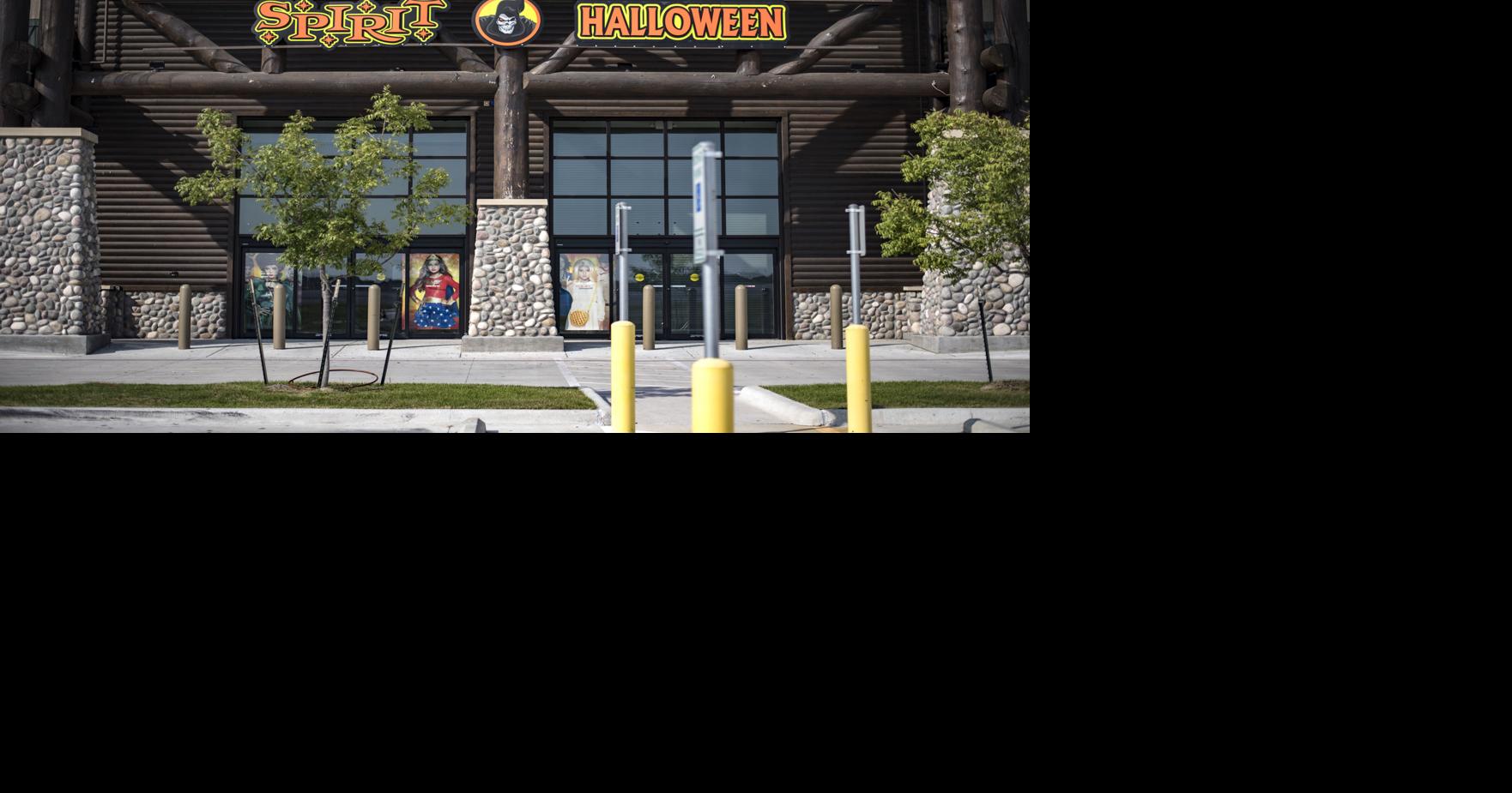 Halloween store taking over former Gander Mountain building ...