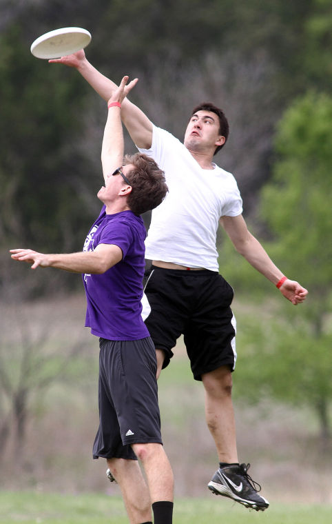 Ultimate Frisbee 2.jpg