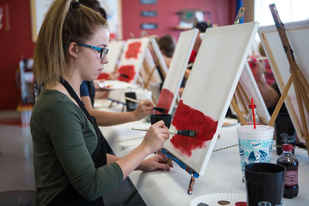Painting With A Twist Hosts Wreaths For Vets Fundraiser Local News Kdhnews Com