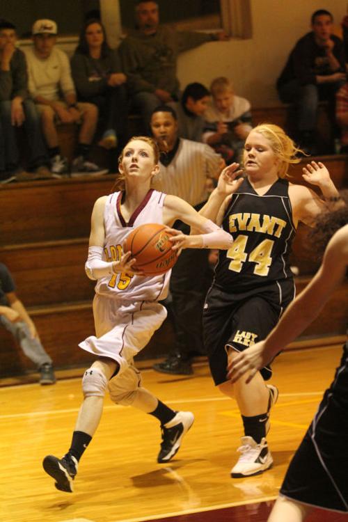 LometaEvantGIRLSBasketball49.jpg