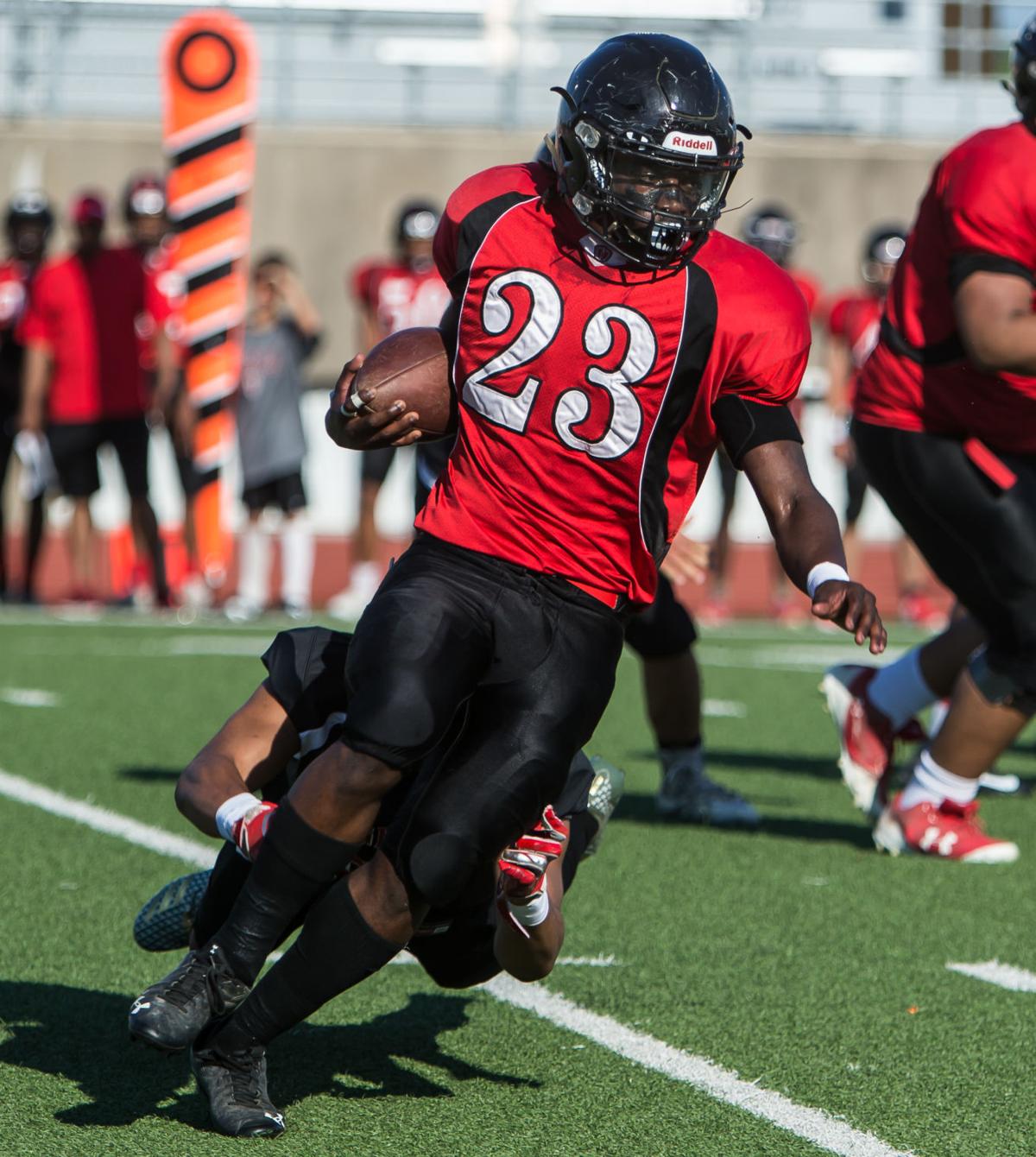 Football Black Tops Red 24 7 In Heights Spring Game Harker