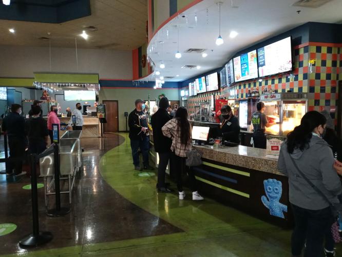 Dozens flock to Cove theater for new holiday flicks Copperas Cove