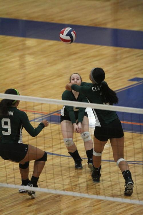 EllisonMansfieldVolleyball64.JPG