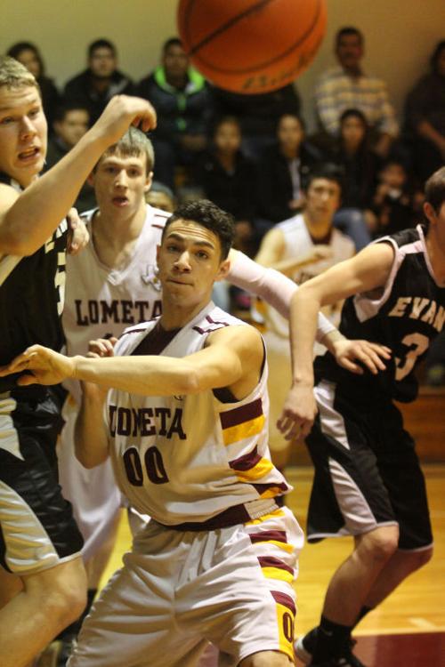 LometaEvantBOYSBasketball04.jpg