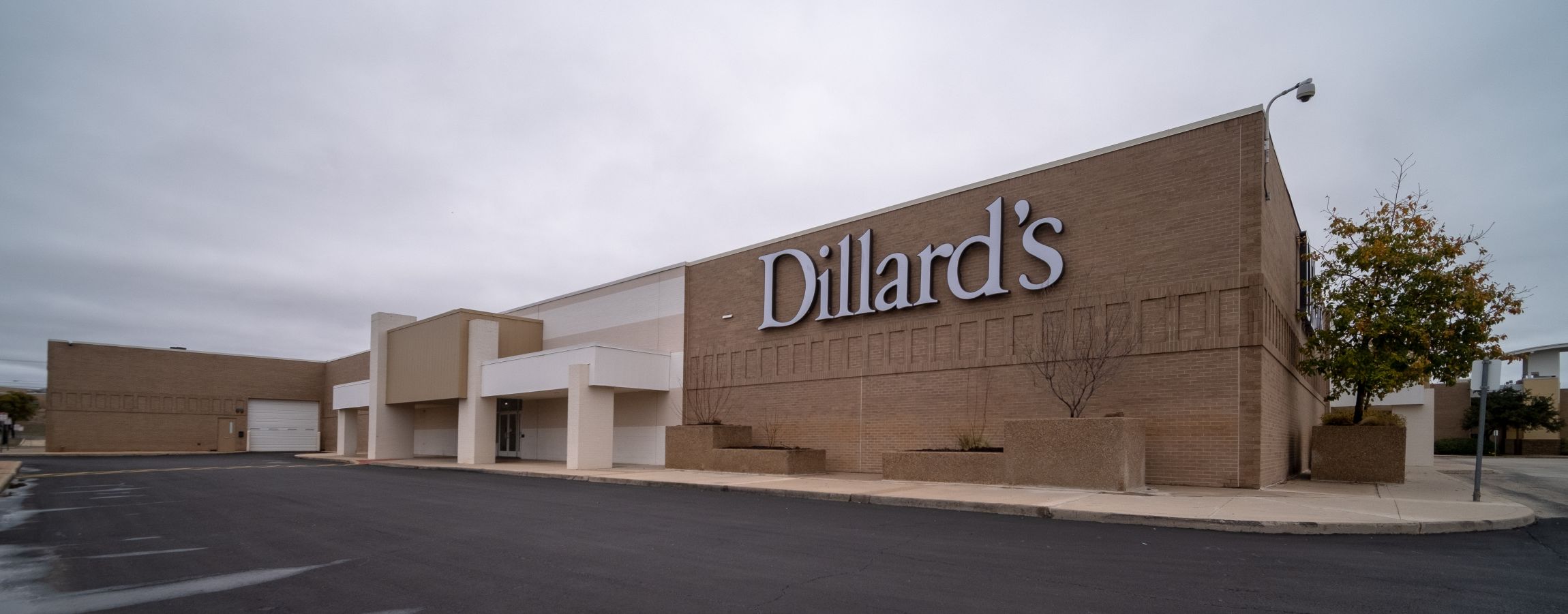 Dillard s at new Killeen Mall location holds grand opening event