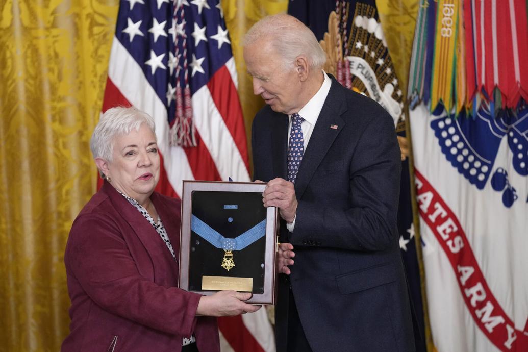 Former III Corps leader Gen. Richard Cavazos posthumously awarded Medal ...
