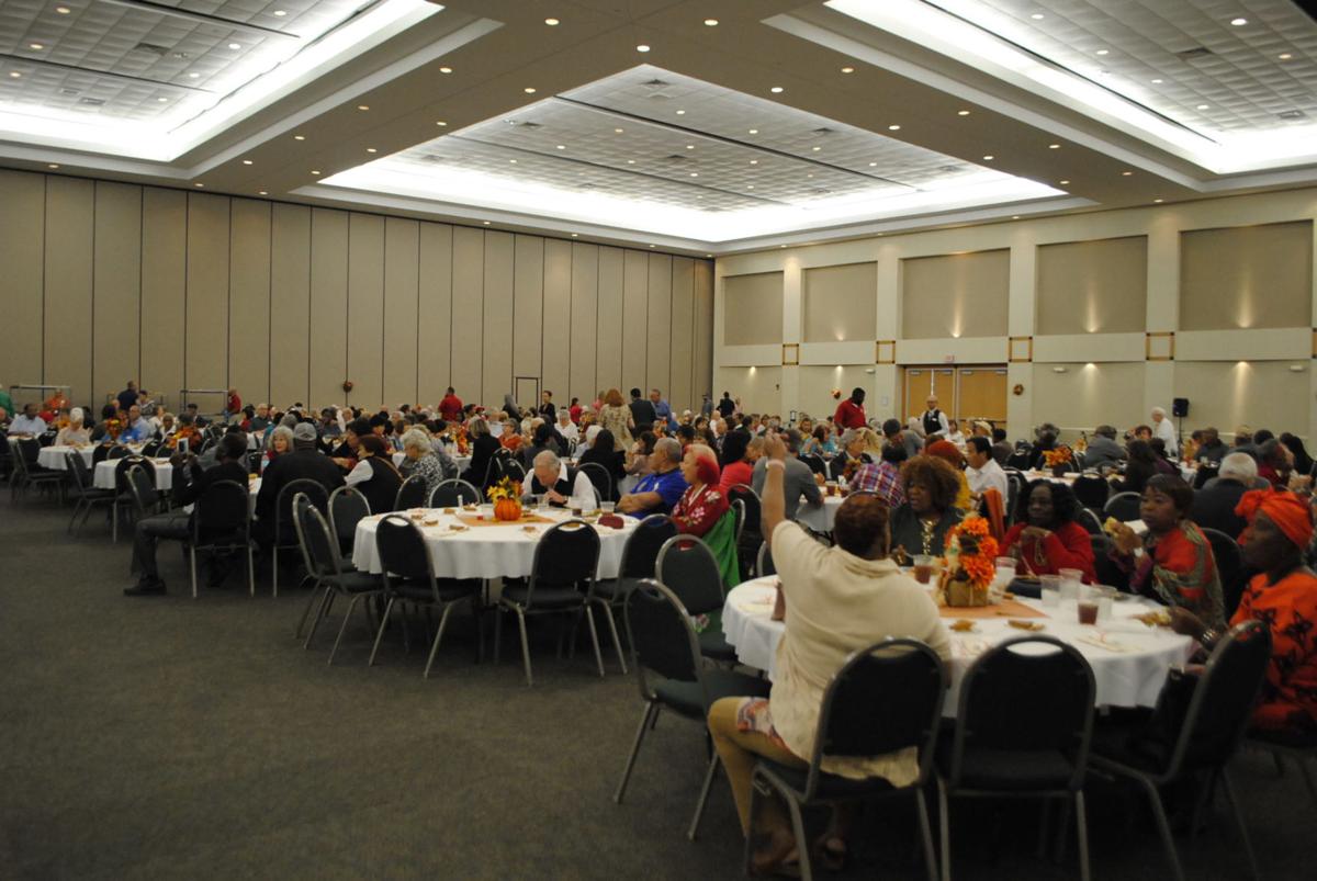 Thanksgiving comes early for Killeen seniors Local News