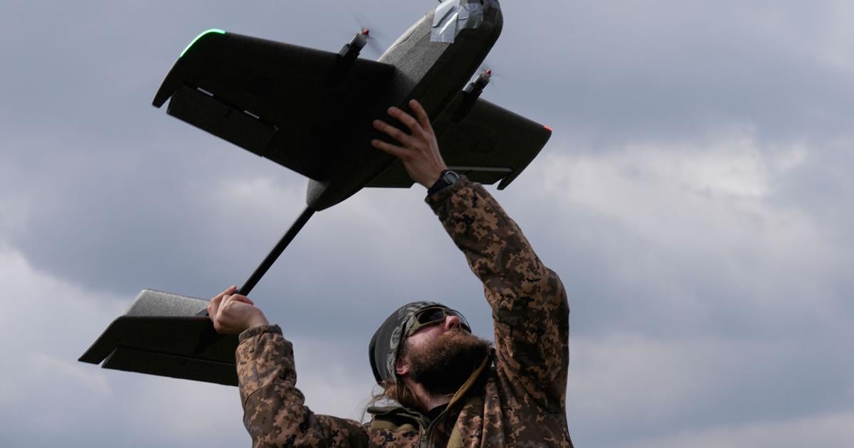 Ucranianos reprenden al jefe de defensa alemán por burlas sobre drones Lego hechos por amas de casa