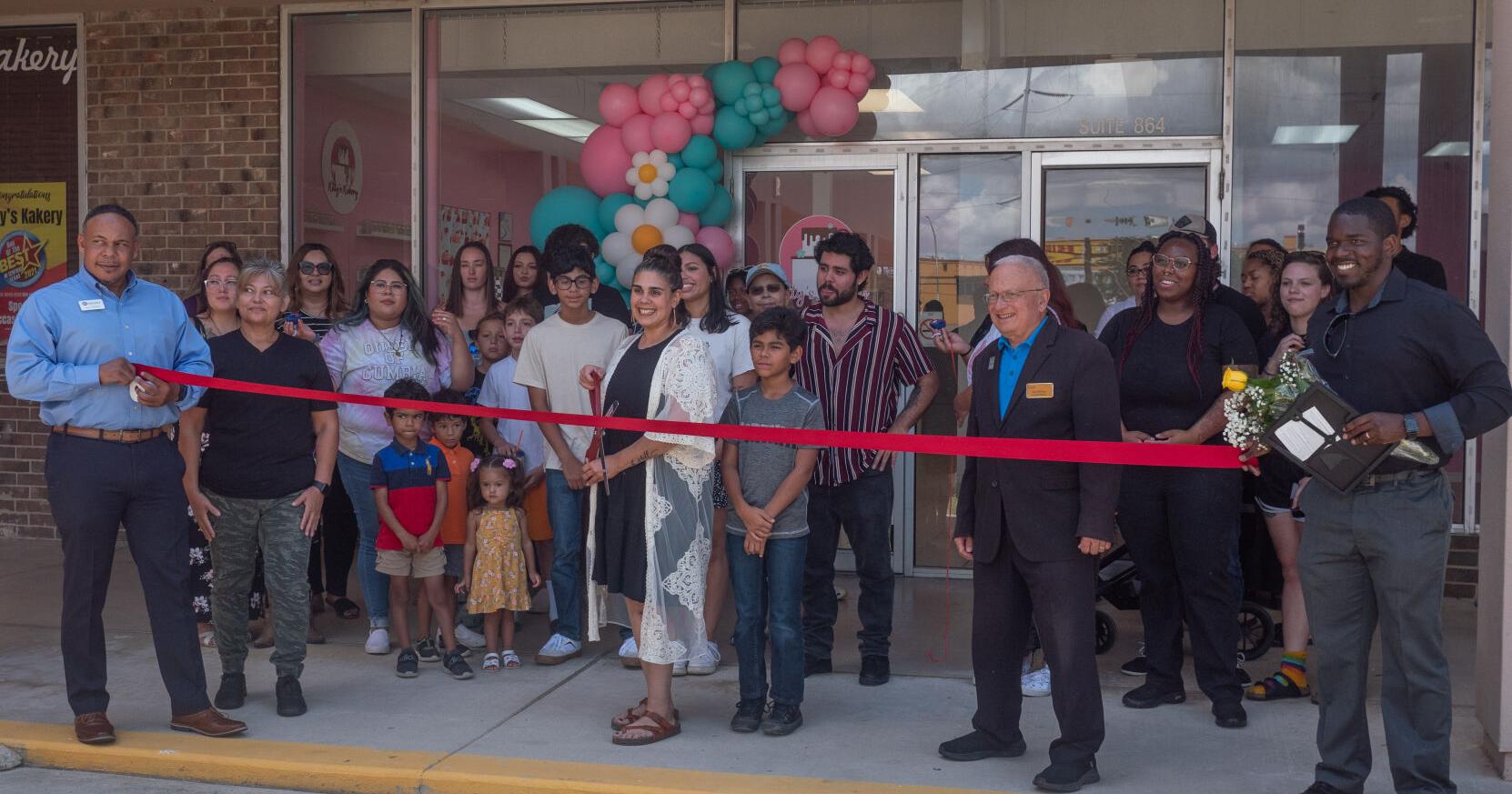 Killeen bakery celebrates big expansion - Vimarsana News
