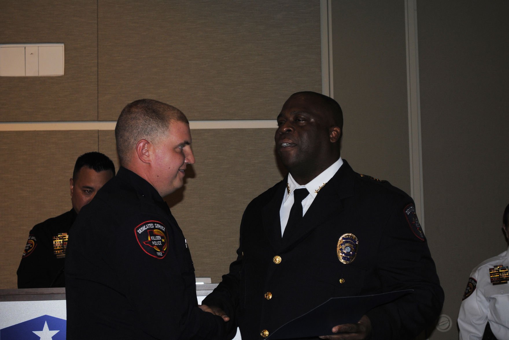 6 New Officers Sworn In To Killeen Police Force | Local News | Kdhnews.com