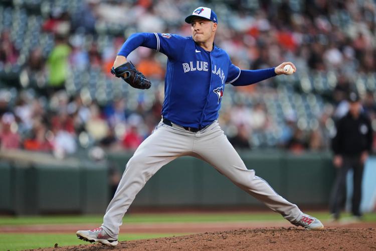 Bases-loaded walk lifts the Blue Jays to a 2-1 victory over the Orioles |  Sports | kdhnews.com