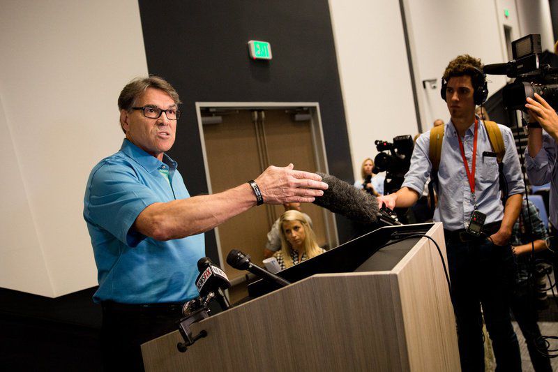 Rick Perry: 'I totally support' Trump's transgender military ban