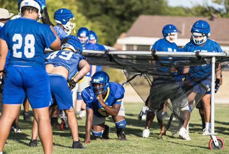 FOOTBALL Cove, Shoemaker, Ellison among 6A, 5A teams starting new