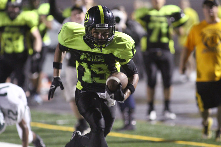 Football: Gatesville v. Taylor