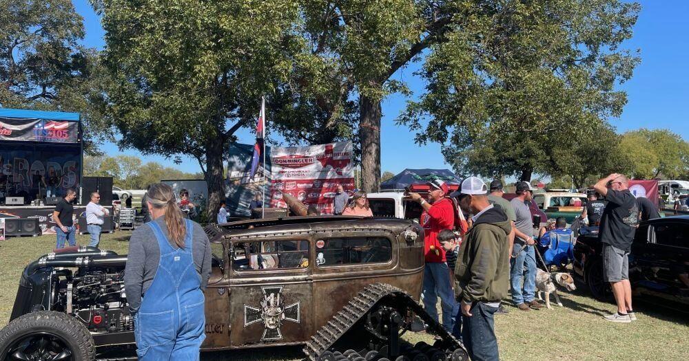 A car lovers paradise: Ribs and Rods showcases creativity ...