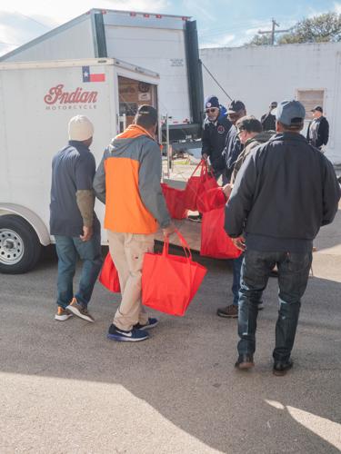 Cove-Based Veteran Service Organization Delivers Thanksgiving Meals In  Central Texas | Local News | Kdhnews.com