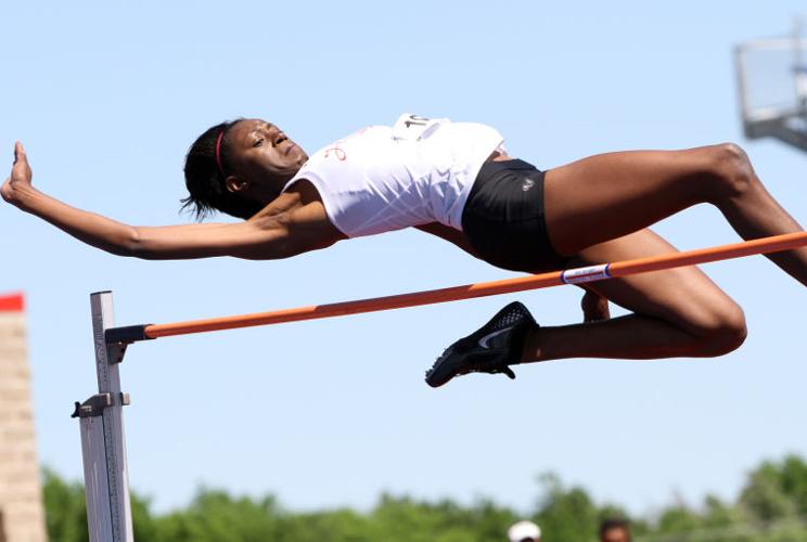 75A/85A AREA TRACK NOTEBOOK 85A champ Heights girls finish third