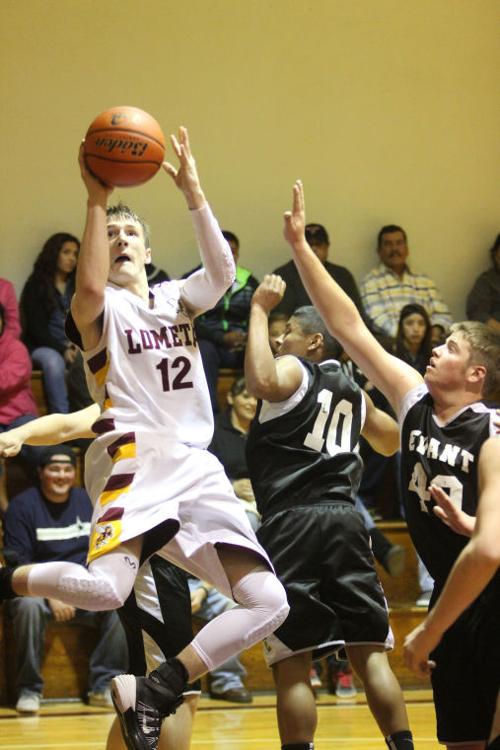 LometaEvantBOYSBasketball69.jpg