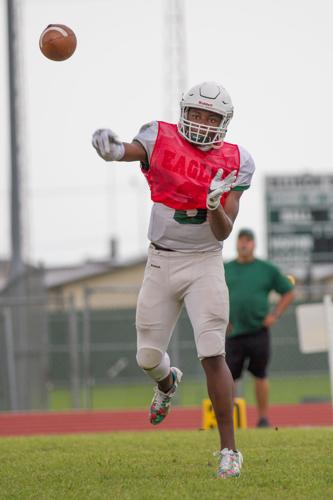 ELLISON SPRING GAME: Green team holds on for 17-14 win | Ellison ...