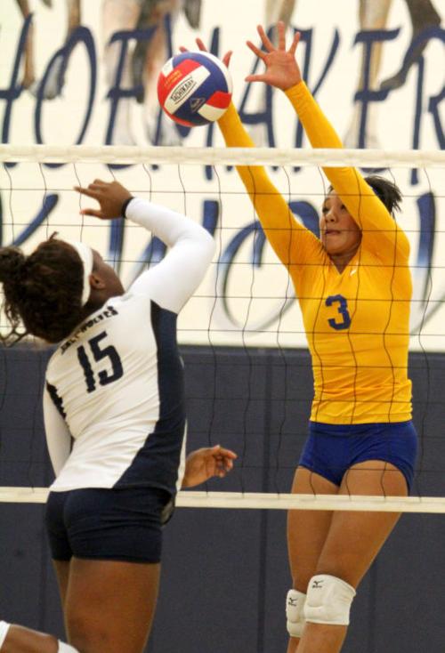 Copperas Cove vs Shoemaker Volleyball