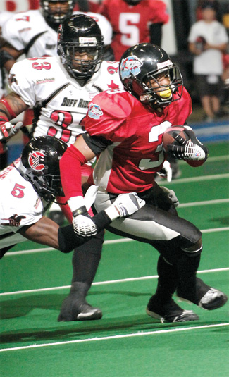 Coleman's kickoff return TD spurs Barracudas