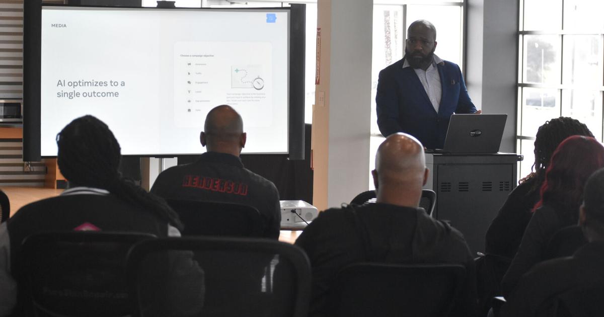 Meta trainer teaches about AI and advertising during Killeen seminar ...