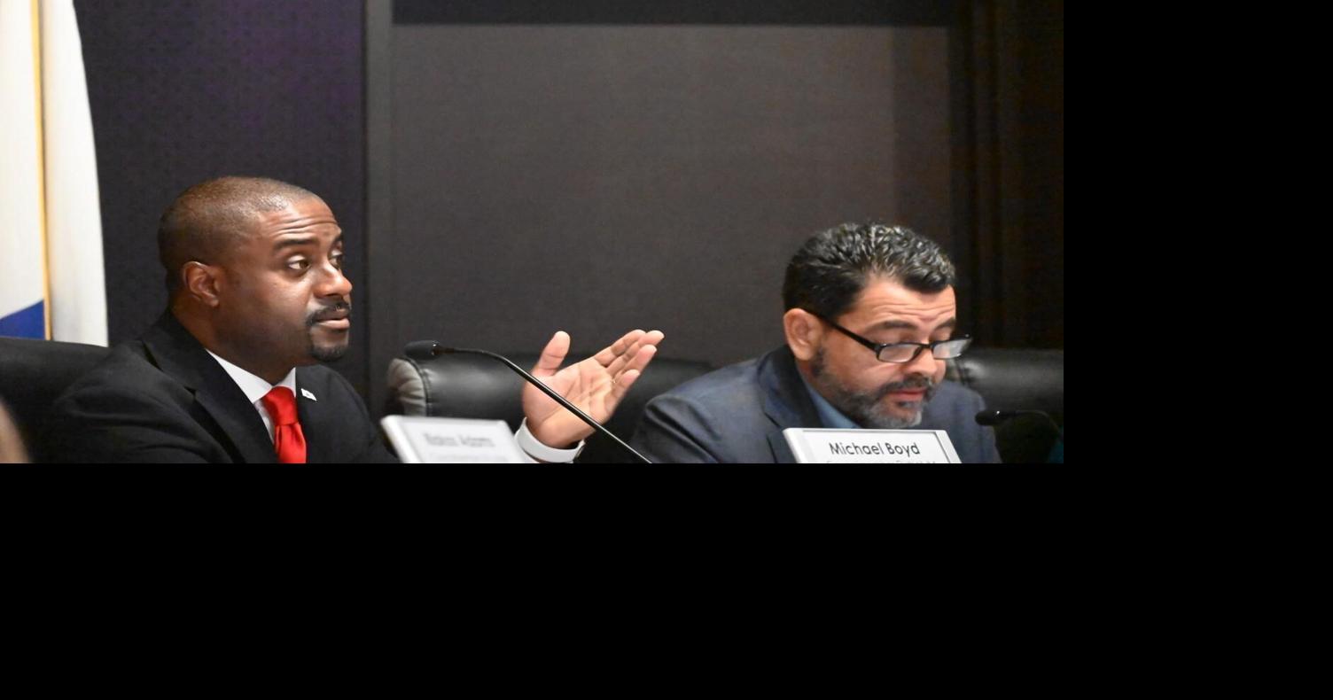 Boyd defended; Brown ousted: Supporters flock to Boyd’s side; Mayor ...
