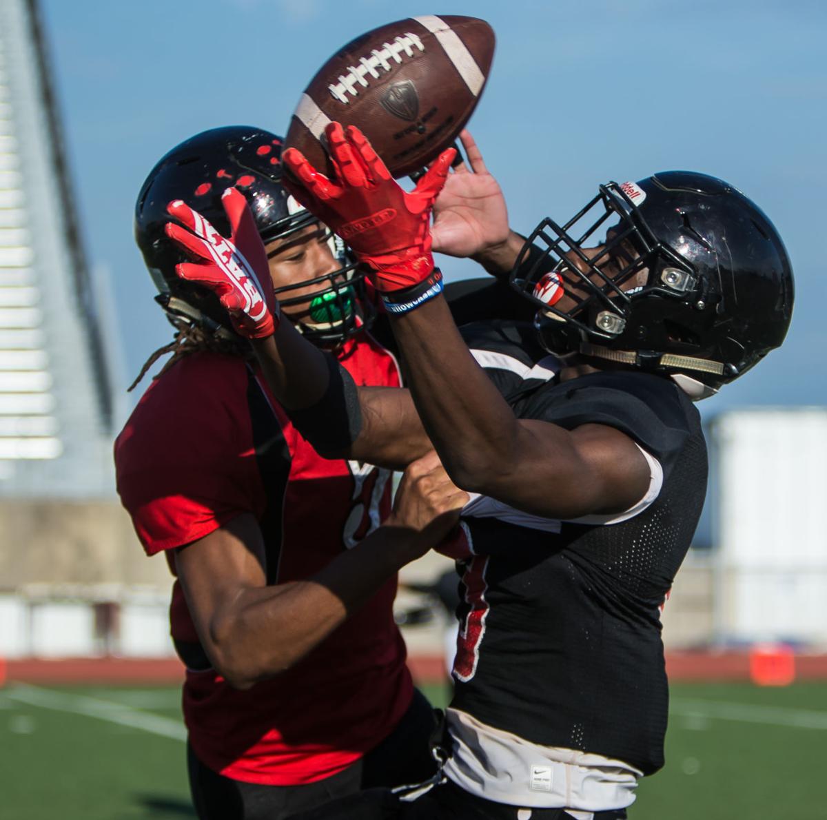 Football Black Tops Red 24 7 In Heights Spring Game Harker
