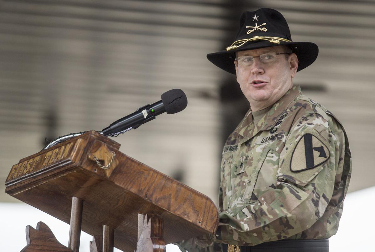 First Team deputy commanding general receives his star Across the