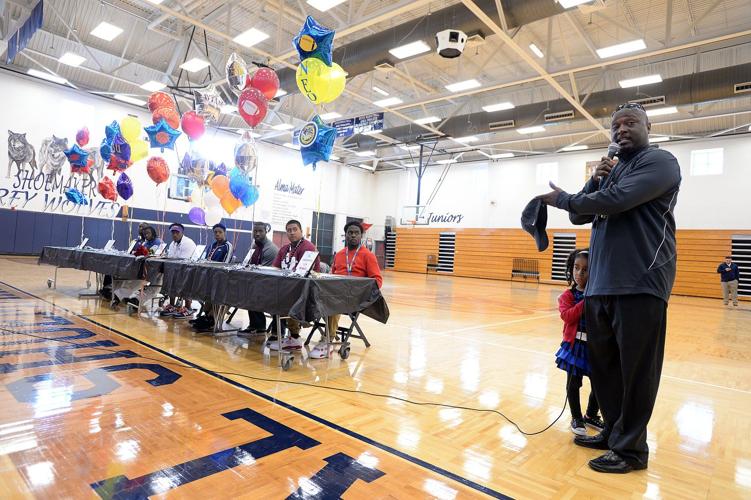 Six Shoemaker gridders, Hawkins ink letters of intent Shoemaker