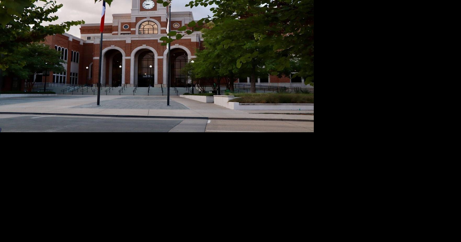 Downtown Lewisville City Hall