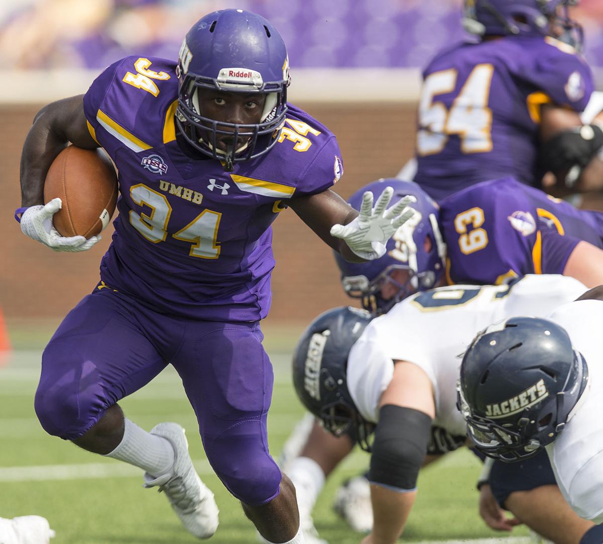 UMHB FOOTBALL NOTEBOOK Cru’s next challenge is zany offense of