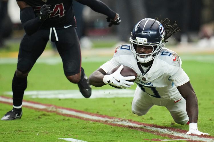 Titans snap 10-game losing skid with improbable 22-21 comeback win over the  Cardinals | Sports | kdhnews.com