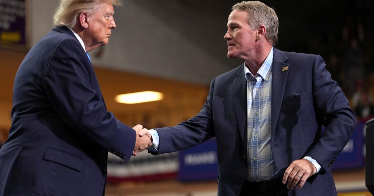 Trump criticizes immigrants from Somalia and Haiti at Ohio rally for Republicans Trump criticizes immigrants from Somalia and Haiti at Ohio rally for Republicans
