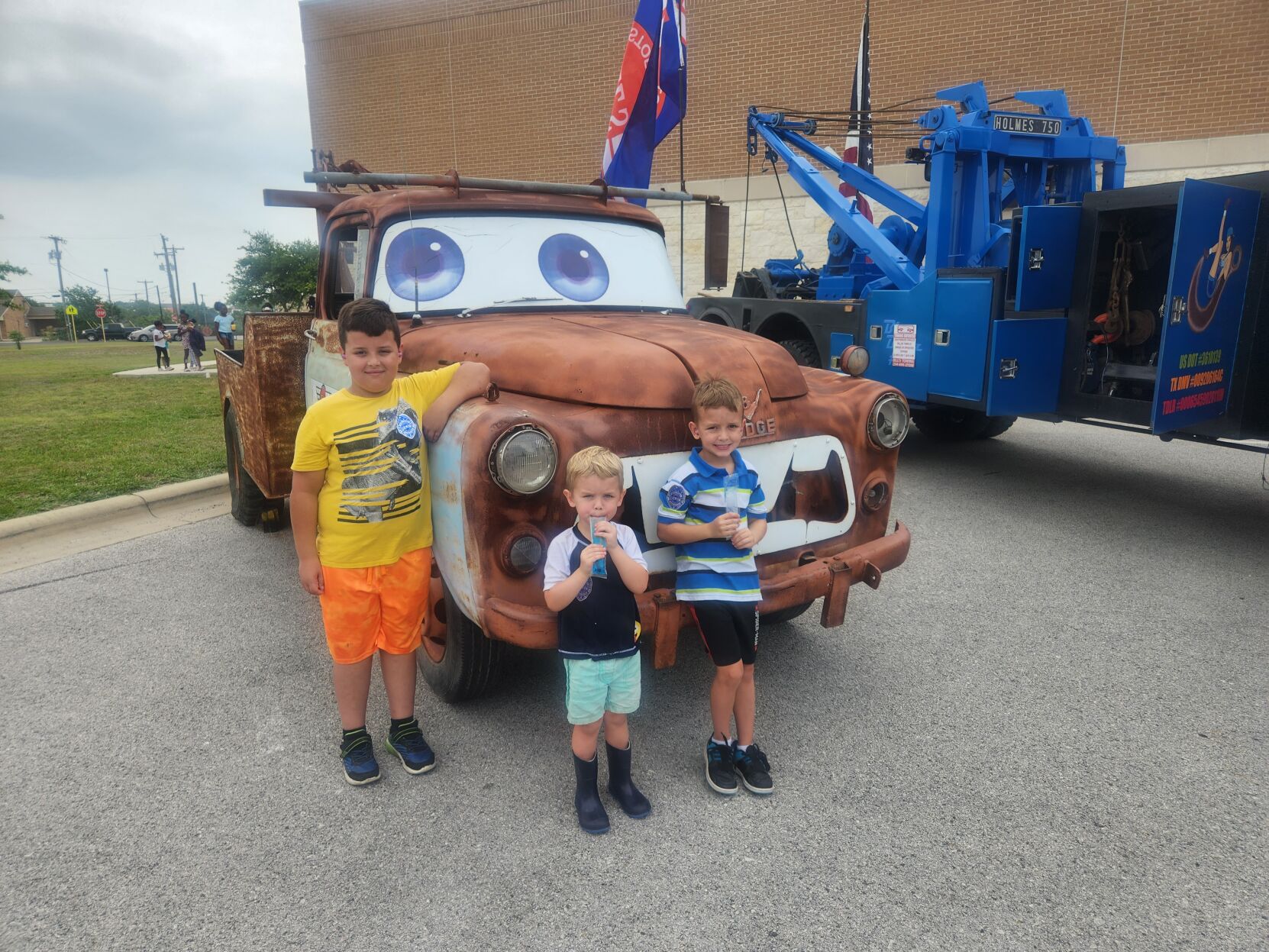 Big trucks sound off at Heights library Community kdhnews