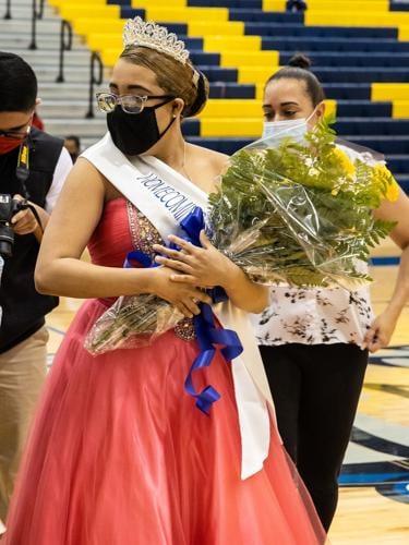 MVL crowns Homecoming King and Queen