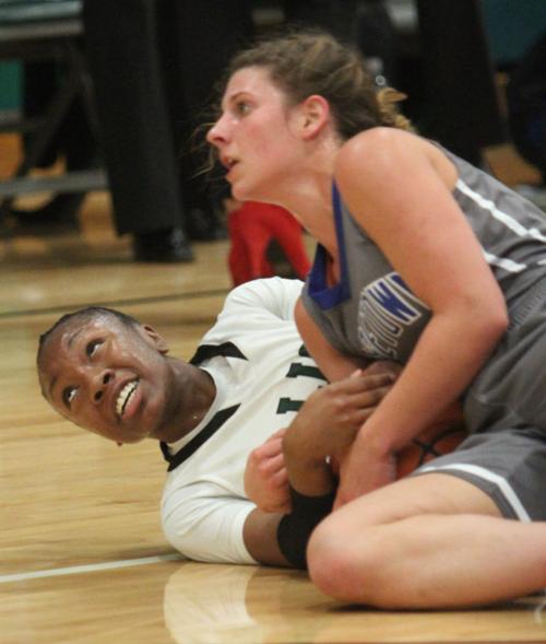 EllisonGeorgetownGbball8.jpg