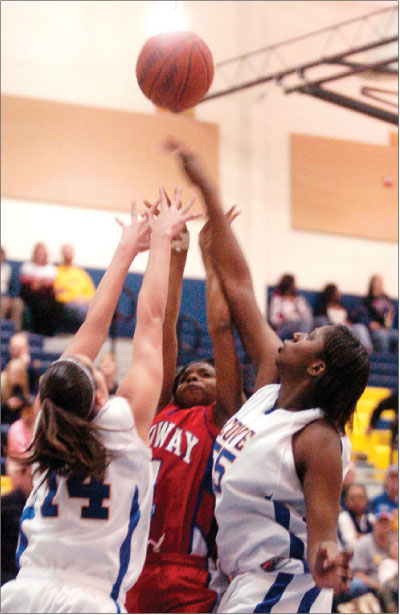 Cove Lady Dawgs fall to Midway Pantherettes in high-tension game