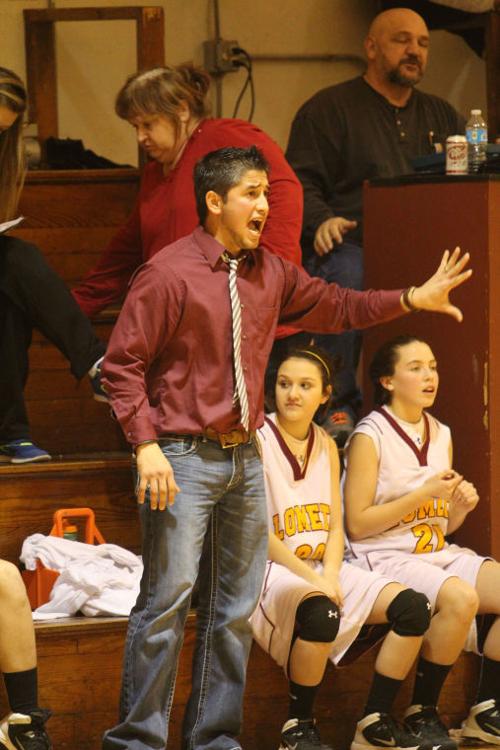 LometaEvantGIRLSBasketball55.jpg