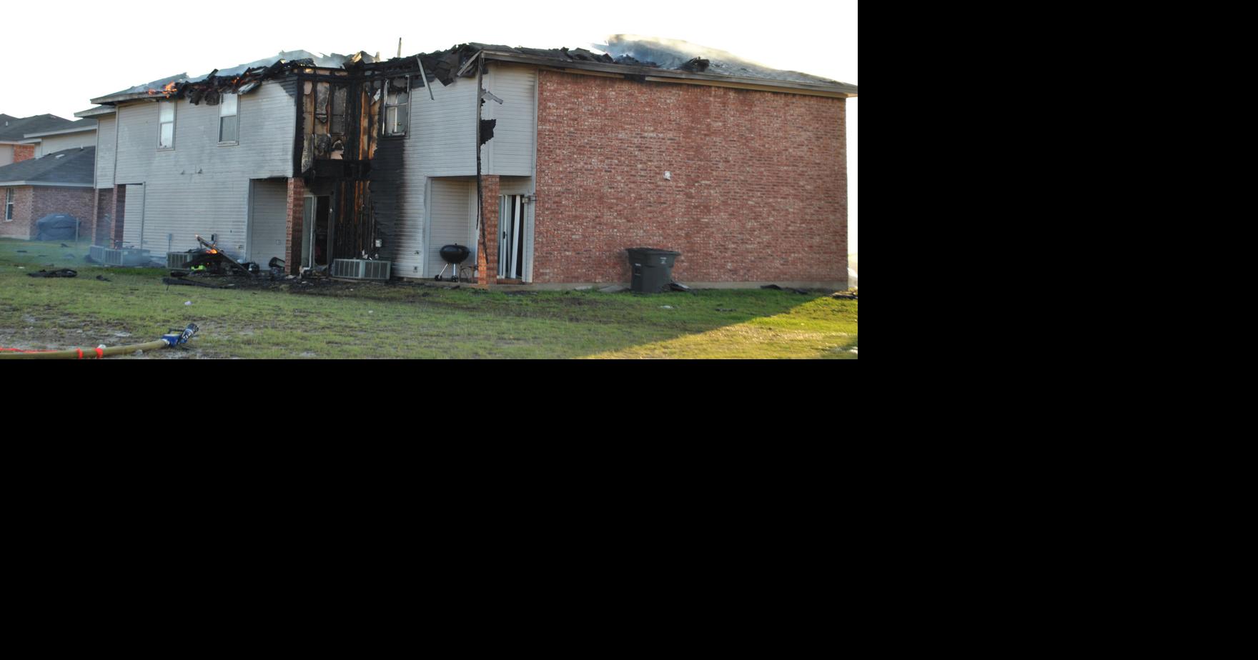 Killeen firefighters extinguish fourplex blaze | Local News | kdhnews.com