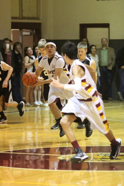 LometaEvantBOYSBasketball40.jpg