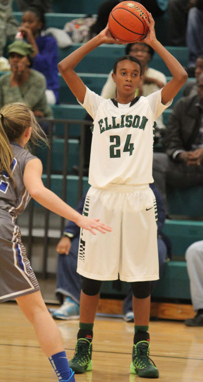 EllisonGeorgetownGbball9.jpg