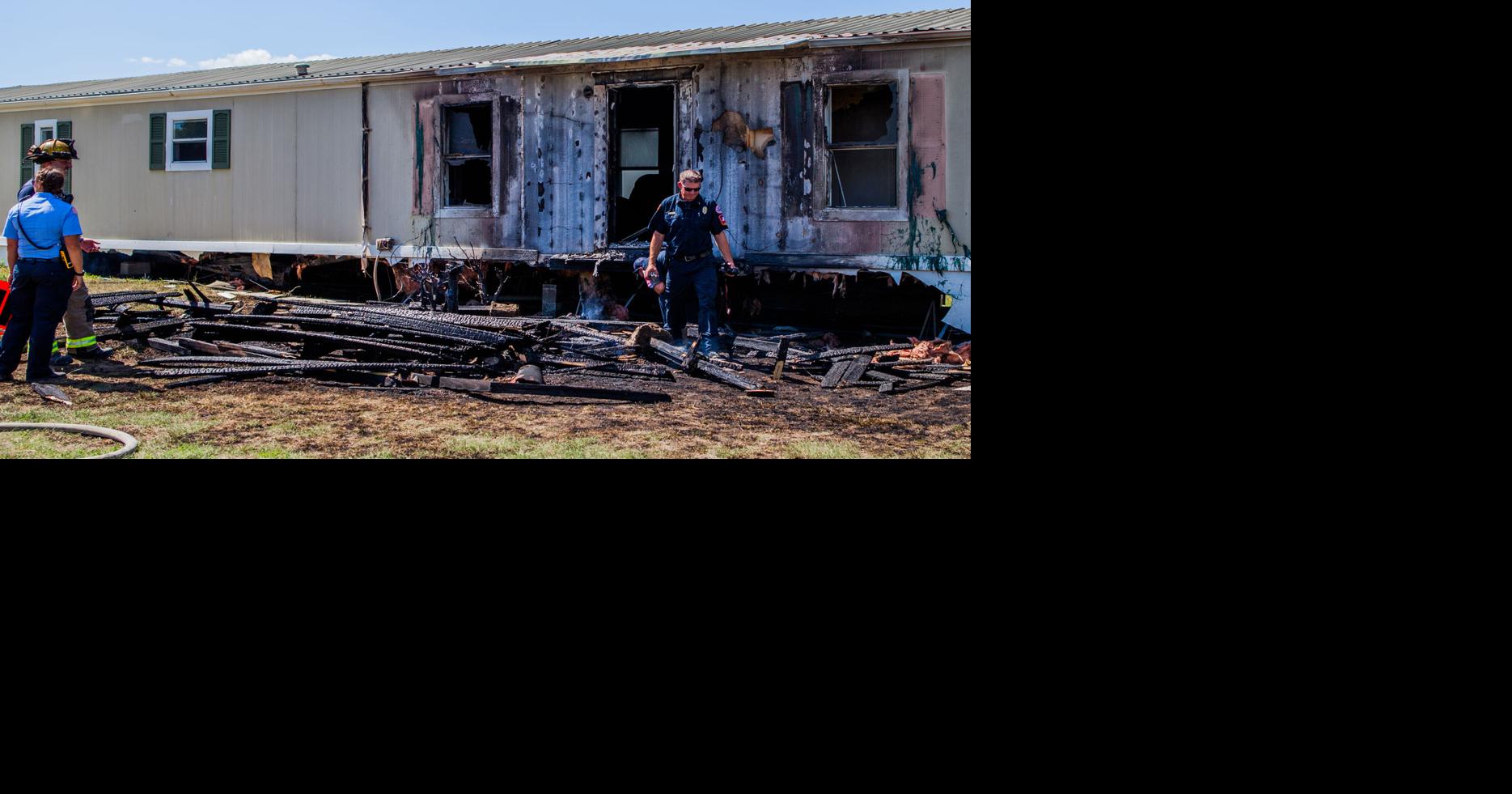Fire burns mobile home in south Killeen | Local News | kdhnews.com