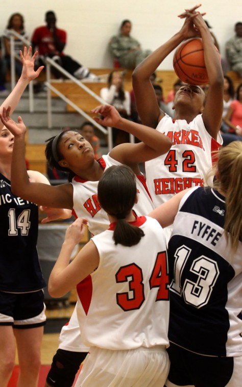 Girls Basketball: Heights v. Vic Metro