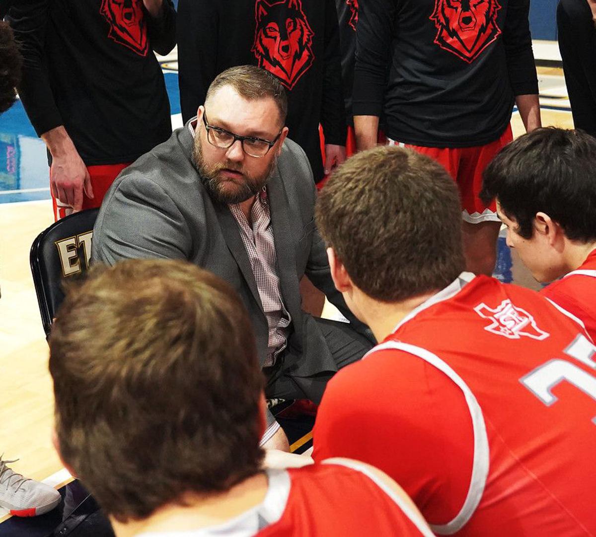 Umhb Names Carroll Men S Hoops Coach Umhb Kdhnews Com