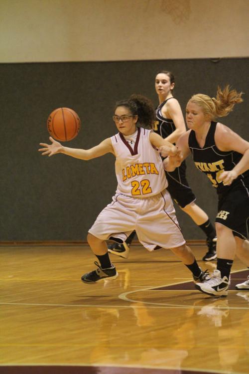 LometaEvantGIRLSBasketball57.jpg