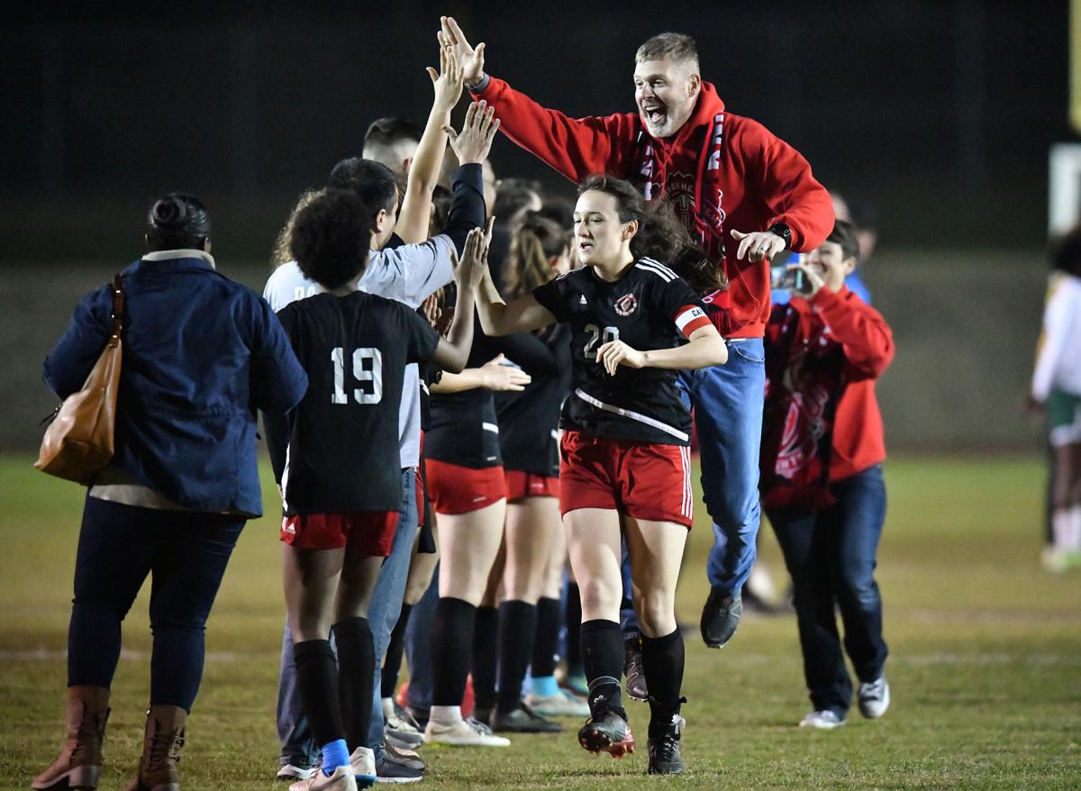 Soccer Lady Eagles Edge Closer To Playoffs Behind Magee S Nifty