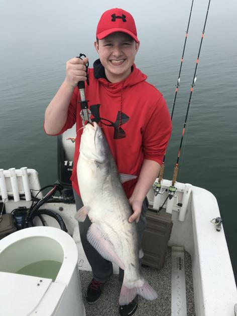 Bob Maindelle Belton Teen Lands Lake Record Blue Catfish At